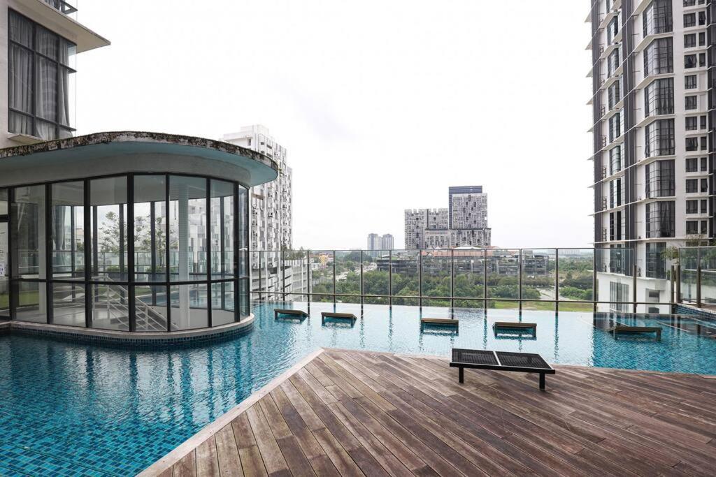 Solstice Duplex Cyberjaya By Ec Lägenhet Exteriör bild